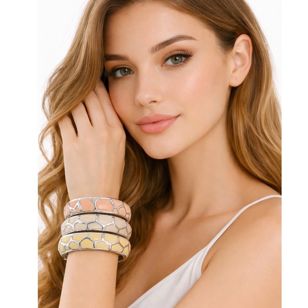 Loft Giraffe Print Enamel‎ Bangle Bracelet Set Pastel Peach Cream Yellow 103-60
